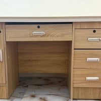 ديالى • مكتب • شبه جديد