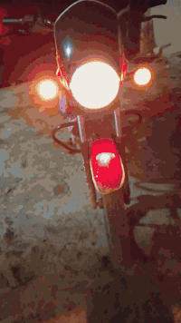 السلام عليكم بوكسر موديل 21 محرك مجفت شركه بس بستم دراجه خير من الله الدراجه خرسه دراجه نضيفه بمعنه لكلمه سعرها 900 قفل ولشراي بي خير ويدلل رقمي وتساب ***********
