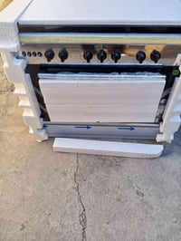 طباخ جديد ما مستعمل للبيع العنوان الشرطه الخامسه رقم الهاتف 0771805747...