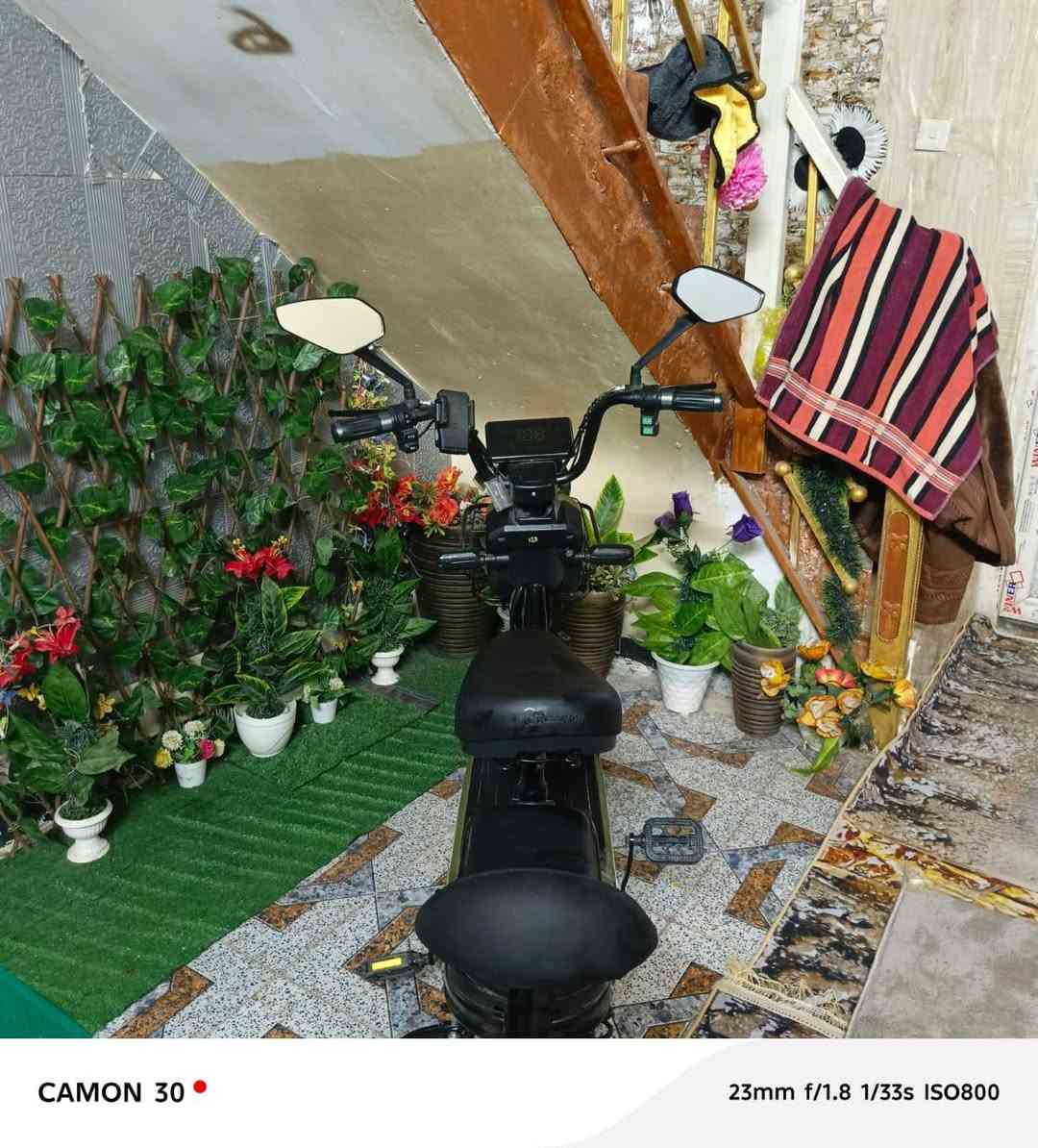 سلام عليكم عندي دراجه شحن للبيع للستفسار ***********
