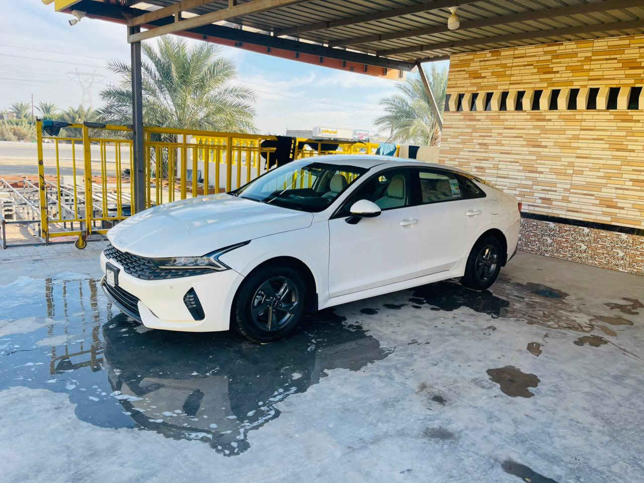 خليجي مديل ٢٣حره بدون رقم مكينه ٢٥٠٠سعر ١٦٠بيها مجال بيع فقط حادث جاملغ وبنيد لتواصل ***********العنوان السماوه
