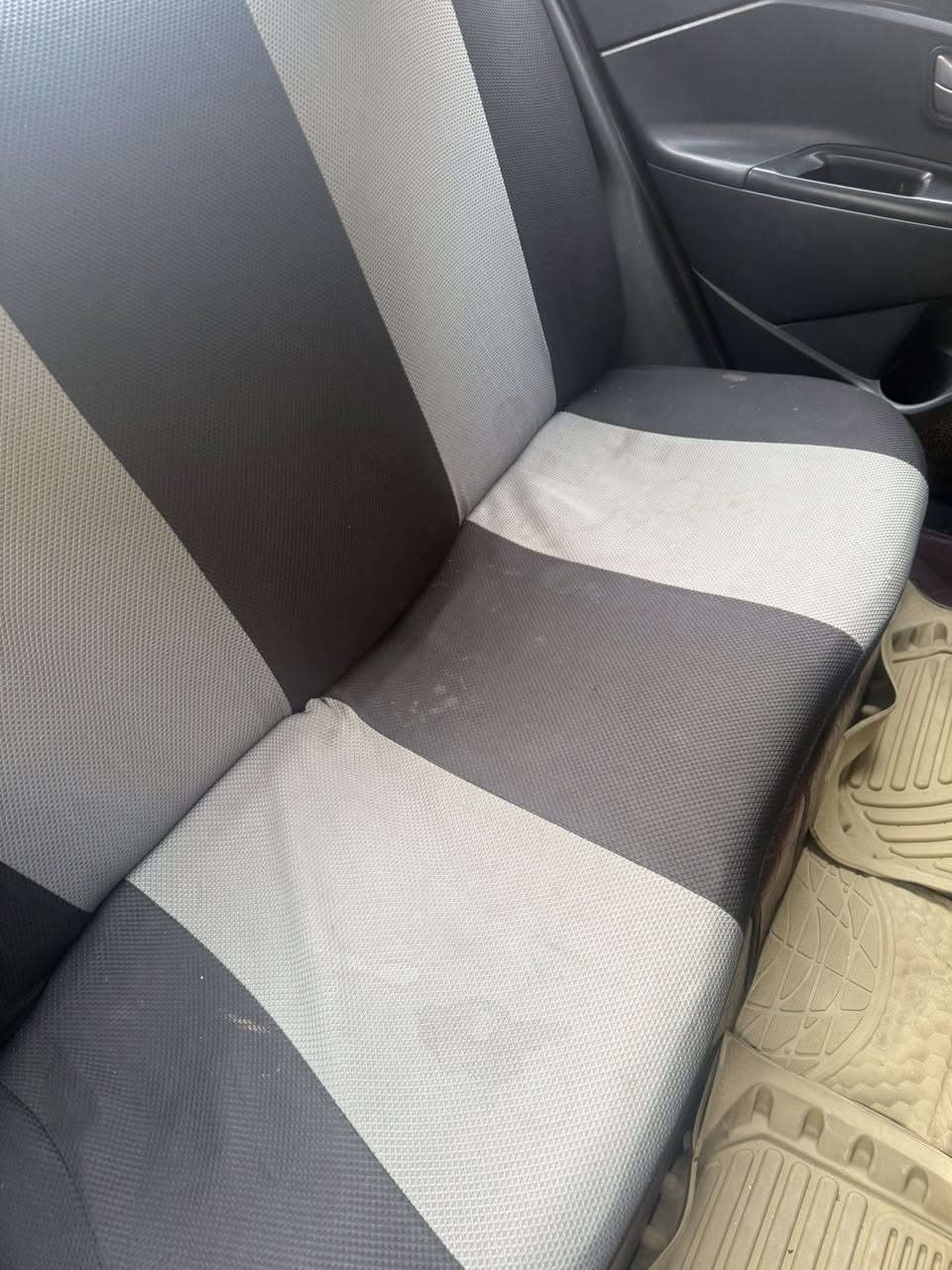 ريو 2013مكفوله المكان ناصريه حي اور رقم صاحب سياره ***********مكلف بالنشر
