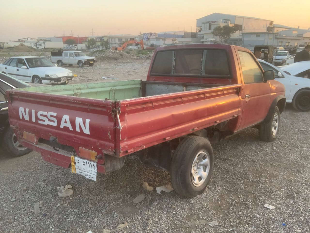 نیسان پیکاب مودیل 1988 بودی امریکئ گیر عادية رقم جنوبة بەشەرتی اوەلیات و حاسیبە  هةیکةلو شاسي جوانة  مەکینةي سەوتی تیایة  تەقەورەقەیشی نیە بائ١٥ گلایة مةجالئ کەم گورینەوە ناکەم ژ.م *********** *********** كالار, السليمانية
