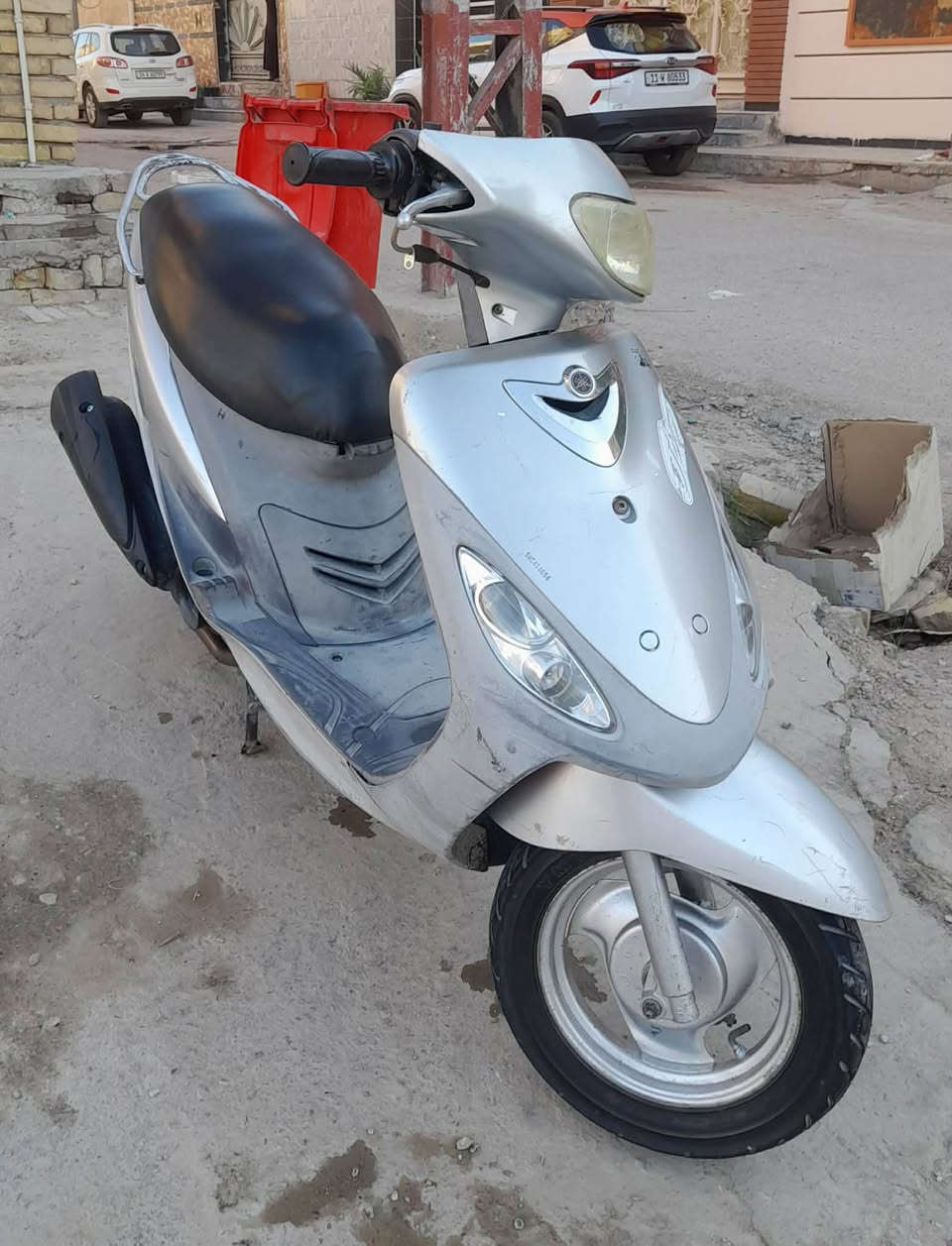 السلام عليكم دراجه للبيع مكفوله دراجه نضيفه السعر 750 وبيه مجال الرقم ***********
