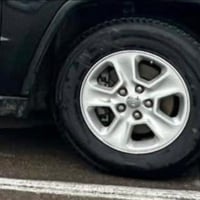 تخم ويل حجم 17 للبيع كاملات تايرات نضيفه حساسات جاهزه سعر خاص 07715519...