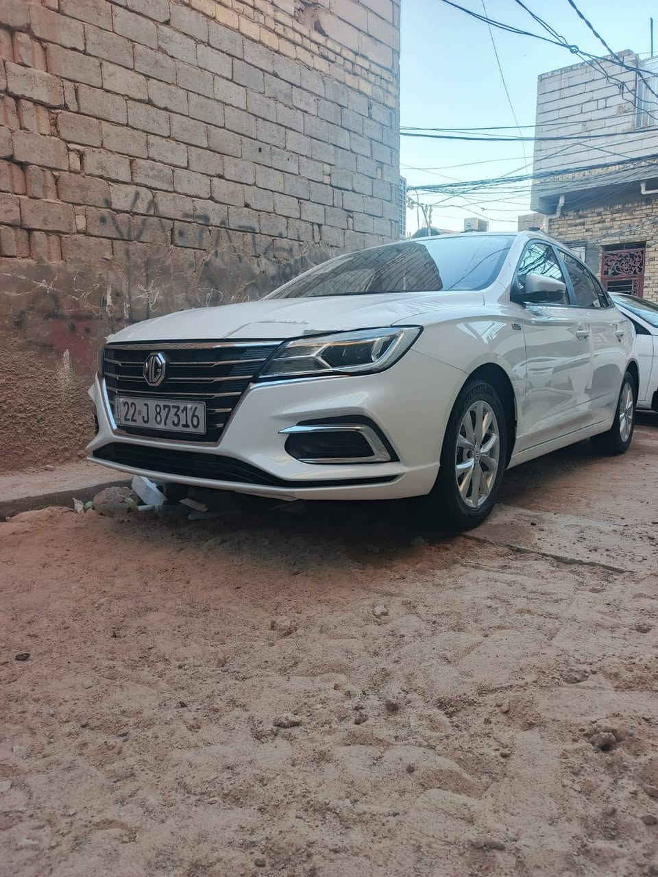 للبيع امجي موديل 23 اربيل انكليزي السياره بعده زيرو ماشيه 19 وكفاله عامه من كلشي *********** مكانه نجف اتصل وتدلل
