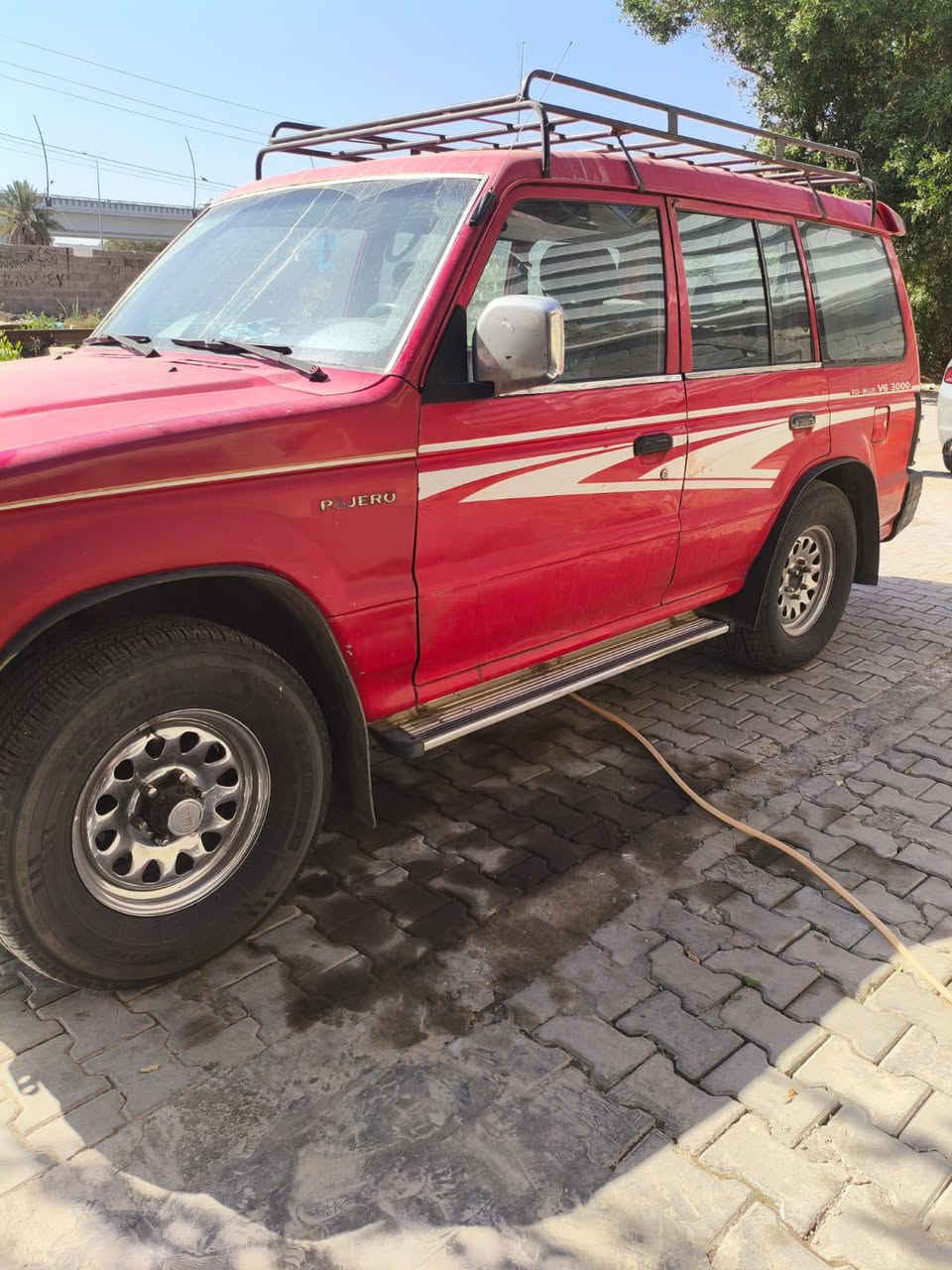 السلام عليكم سيارة باجيرو للبيع موديل 96 السعر 50 وبيها مجال الاتصال على الرقم *********** مكلف بالنشر
