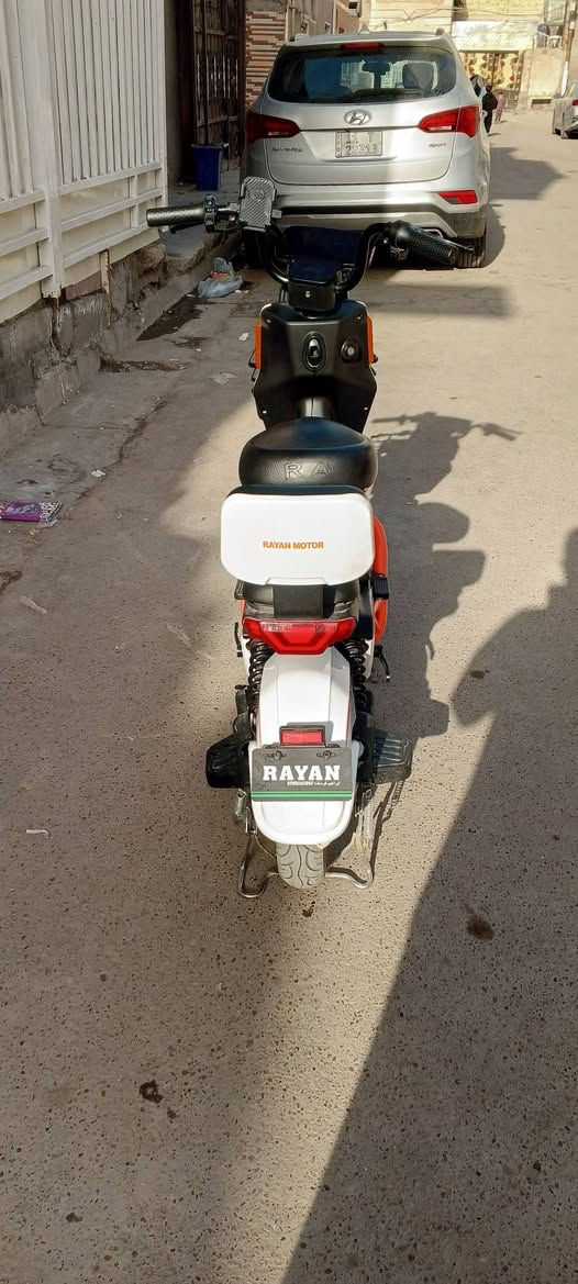 السلام عليكم الدراجه للبيع حلوه نضافه 100/100فول الفول شاشه ايباد توضح الك العطل بصمه وسويج وياهه نسختين تشغيل عن بعد المكان بغداد مدينه الصدر قطاع 63قرب مدرسه الايمان السعر 350قفلهه والحجم 15 الاتصال على هذه الرقم ***********
