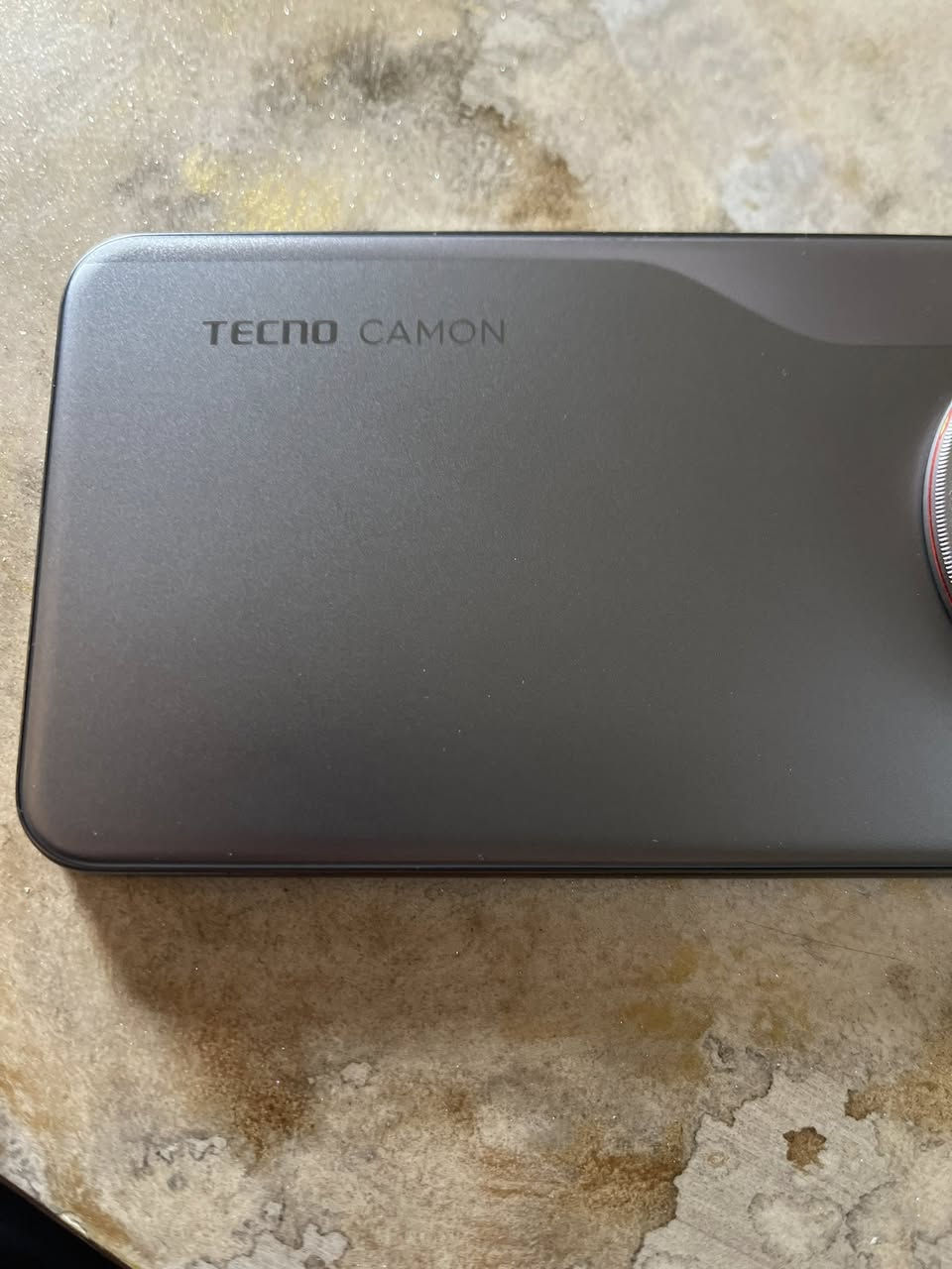 تكنو كامون 40 بريمير5G مستخدم قليل نظيف ملحقاته كامله كارتون شاحن كيبل ذاكره ٢٥٦ رام ٢٤ قطعه جميله جدا قطعه اصليه


**إذا كنت صاحب هذا الإعلان وتريد حذفه لأي سبب، رجاءا أرسل رسالة إلى الدعم الفني**