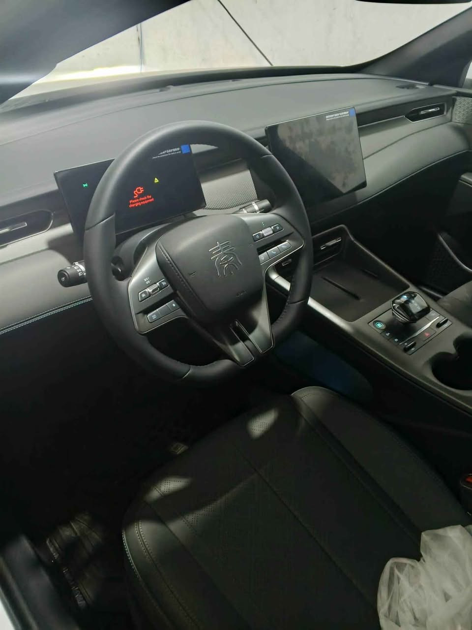 بي واي دي  BYD Qin plus 2025.
مواصفات.ویل عادى .ناو زەيتونى

کارەبایی و بەنزین و هایبريد.

بصمة شاشةوكاميرا ویل کەپ.

تحديد سورعه.ناو زه‌يتونى,پشت و پێش لید ڤۆلیۆم

 کارت و وایەر شحنی لەگەڵە.

 ته‌نها 2 هه‌زار رۆیشتوه‌.

هیجی نیه‌ زۆر خاوینه‌

 سعر:  122$🔥

مۆبایل *********** واتسأب كركوك, العراق
