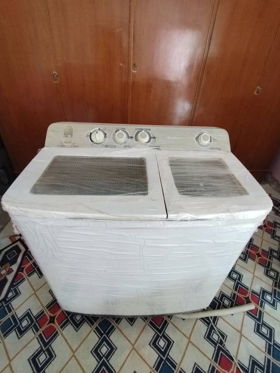 سلام عليكم
طباخ فريش مصري شغال كلش نظيف شرط الفحص اخو جديد سعره 265 وبي مجال وغساله كرافت وسعرها 75 وبيها مجال واوفن أوربي الأصلي حجم 48 جديد بالكارتونه وتخم 60 وبي مجال وتخم قنفات عشر مقاعد كلش نظيف مابي اي ضرر سعره 300  وبردات أربع قطع سعرهن 60 وميز وكرسي سعرهن 75 ومعصرة شغاله على فحص لأغراض كولهن مكان نجف


**إذا كنت صاحب هذا الإعلان وتريد حذفه لأي سبب، رجاءا أرسل رسالة إلى الدعم الفني**
