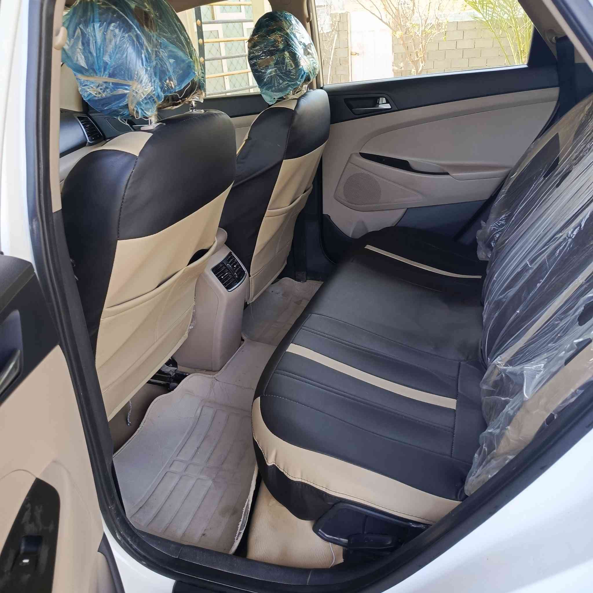 السلام عليكم توسان للبيع موديل 18 خليجي 
#كفاله عامه كير محرك حداديه كله على وضع الشركة محرك 2000 دوش المرغوب مواصفات تحكم ستيرن جهتين تبريد قطعتين شاشه لمس شحن جهاز ذكي كتلوكات الشركه بيها سبيرها ما نازل مال شركه السياره اخت الزيرو رقم انكليزي جديد ماشيه 78 كيلو متر سويجين بيها السيارة بأسمي تحويل مباشر وين ما يعجبك افحص السعر 205 وبيها مجال ميعجبك السعر اعبر المنشور بكلمة يالله اي استفسار اتصل ***********
