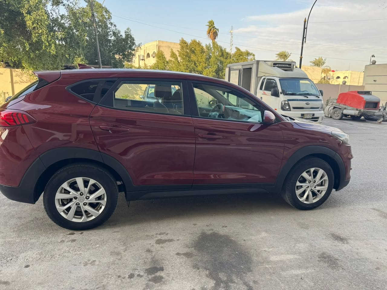 سلام عليكم 
توسان وارد امريكي 2019
حادث امريكا جاملغ امامي
بالعراق بيهة 3 قطع رش صبغ
بدون اي دواخل
ماشية 80 m
السعر 140 ورقة المكان بغداد السيدية
***********
