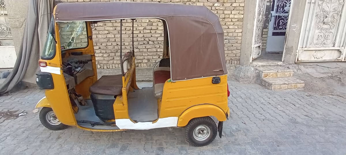 السلام عليكم تكتك للبيع م2018 مكينه عشرين ناعمه كهربائيات شغاله رقم وسنويه انكليزي تحويل ثاني يوم جاهزة كبل الشارع ماناقص اي شي السعر 4,800 وبيها مجال قليل حك الجيه مكاني بغداد الاستفسار على الرقم***********
