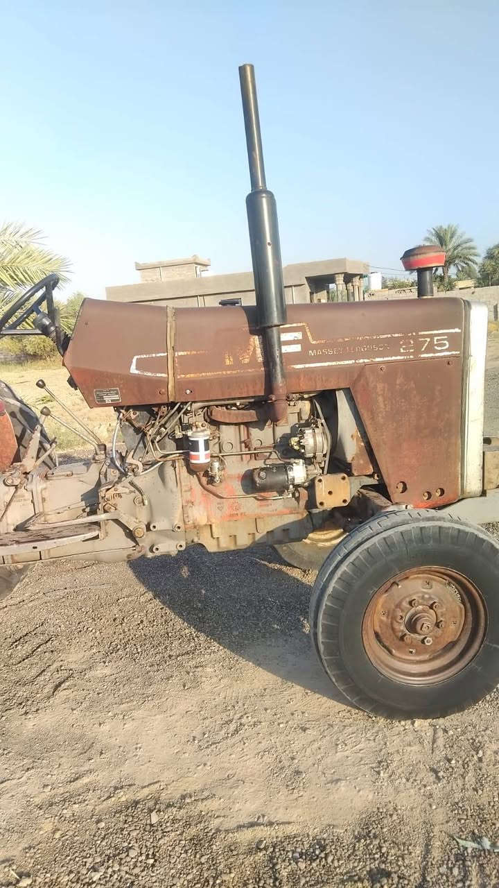 فوركسن ٢٧٥ ام اساعه موديل ١٩٨١ بغداد رقم وسنويه بدون تحويل استيرن باور معى معدات فدان تركي وخرماشه وديجر السعر١٣ مليون عنوان بغداد الرضوانيه رقم تلفون ***********
