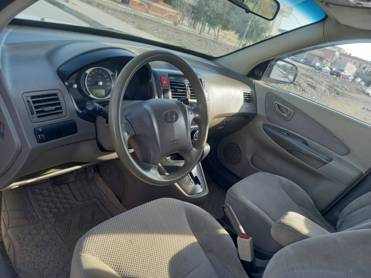 هونداي تكسون 2010 بدون صبغ سيارة فول رقم سنوية جديد كير محرك بشرط بيها ثلاث ملاحضات فقط سيارة جديدة
العنوان بعشيقة
السعر 130$
الرقم ***********صاحب سيارة
