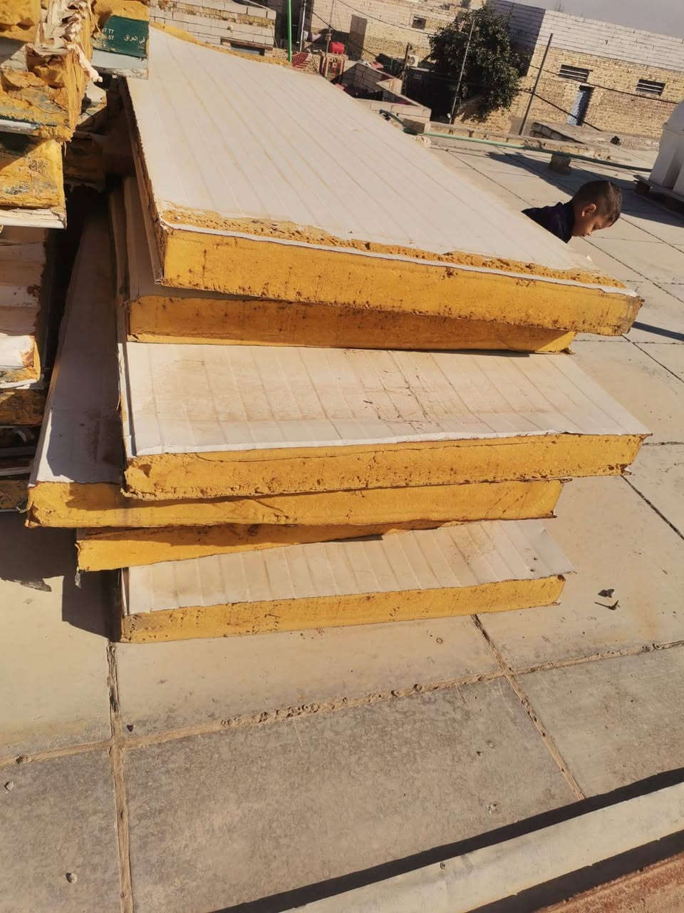 متوفر سندويچ مستخدم طول 4 متر و طول 3 متر
***********
