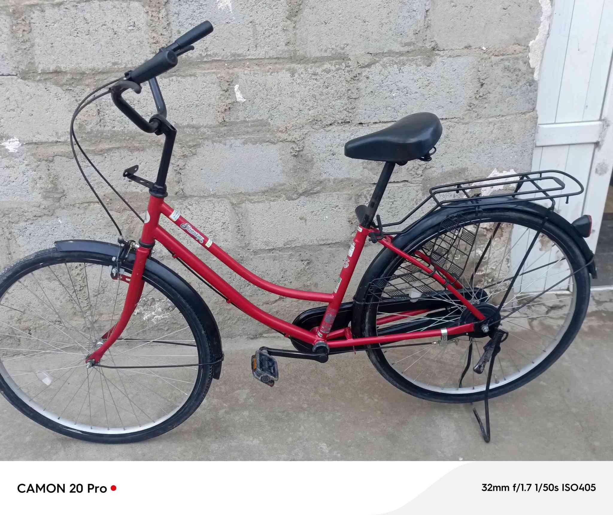 السلام عليكم بسكيل للبيع باله ياباني بلشرط  مستعمل اسبوع فقط حيل نضيف ٨٥ وبي مجال للطيبين ***********
