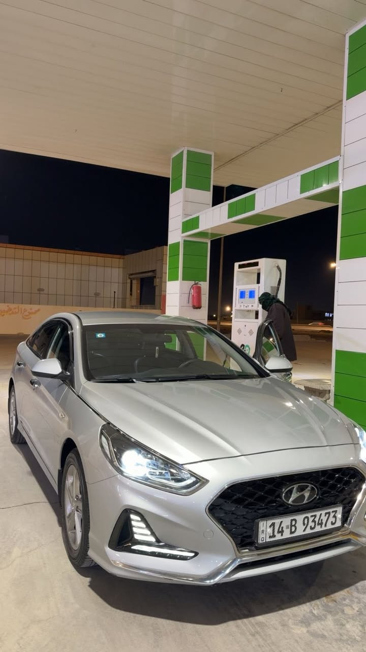 سلام عليكم
سوناته مديل 2022
وراد كوري كفاله عامه 
فول مواصفات سياره 
رقمه بصره تحويل
محرك2000دوش
السعر (175)$وبيه مجال 
***********
