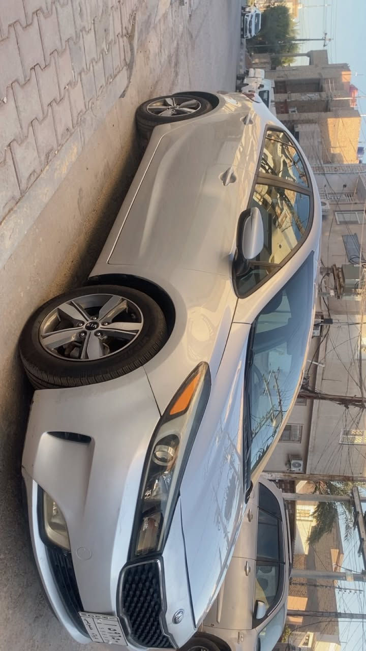 سلام عليكم فورتي موديل ٢٠١٨ رقم كربلاء سونار بيها صوره حادثها منشورات محرك2000 ماشيه 86سياره جاهزه عنوان سياره كربلاء سيف سعدايرباك دركه فقط ***********
