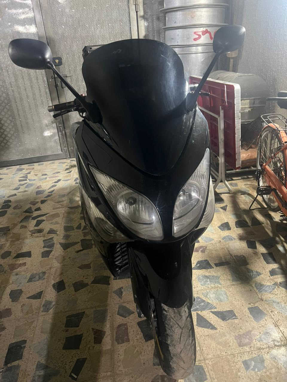 سلام عليكم شباب تيماكس٢٠١١مجفته جديد دراجه جاهزه ينقص مابيه متوازي عله بيعته مكاني بغداد *********** وتساب  سعر٢٠ بي مجال بصيط
