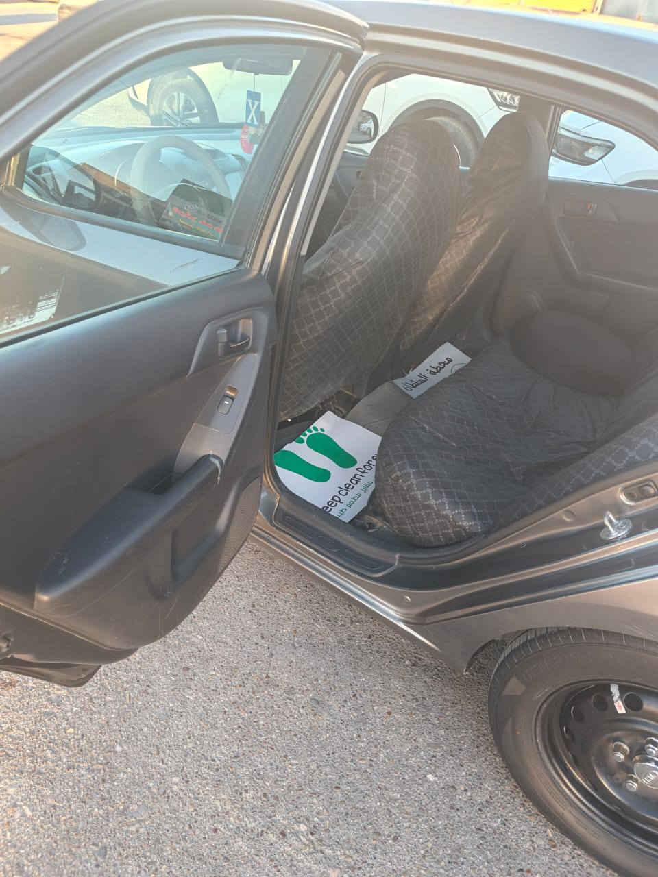 سلام عليكم سياره مديل 2012 سياره كفاله عامه سياره حيل نضيفه السعر 99 وبيه مجال  سياره رقم سليمانيه ***********
