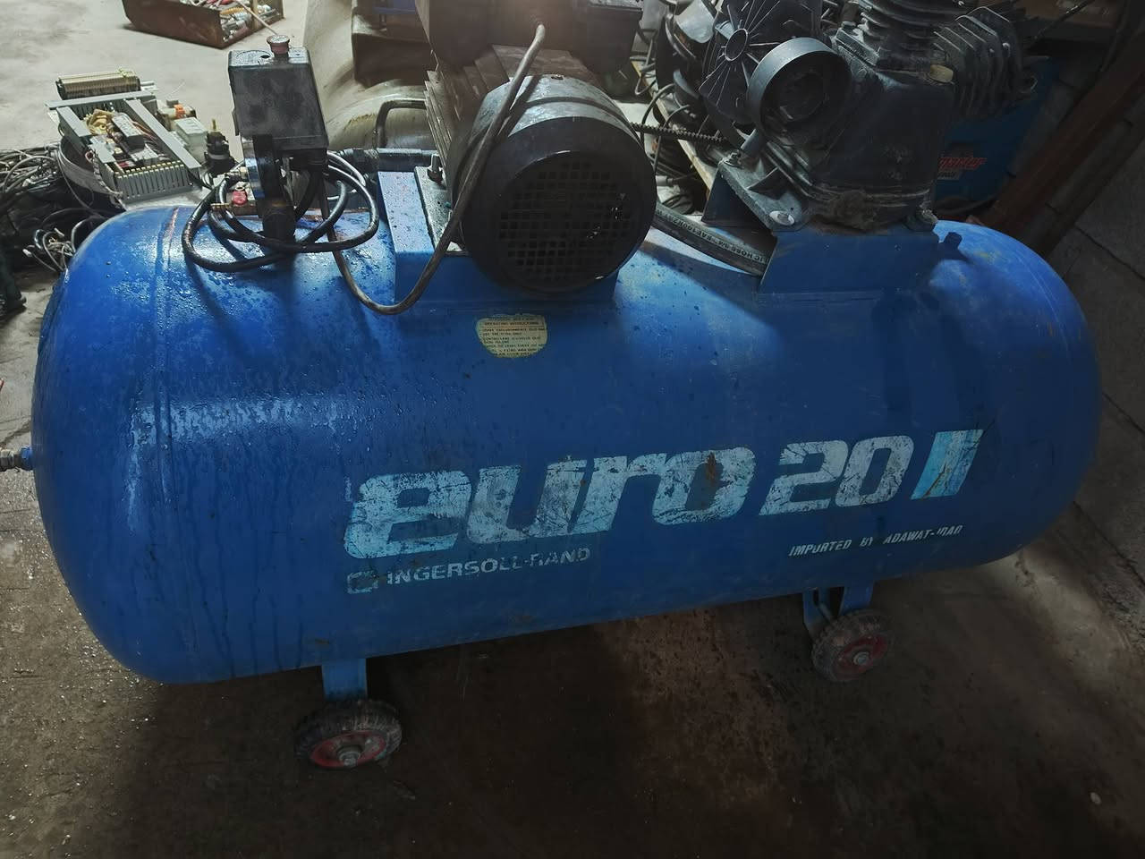 كمبريسر 400لتر للبيع بطل ايطالي


**إذا كنت صاحب هذا الإعلان وتريد حذفه لأي سبب، رجاءا أرسل رسالة إلى الدعم الفني**