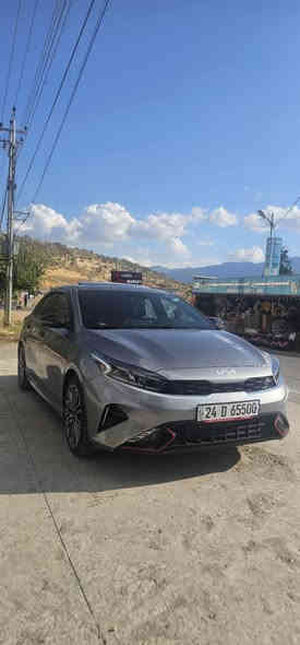 سلام عليكم 
كيا فورتي موديل ٢٤ gt فووول للاخير كير عادي ماشية ١١ الف كلين بدون ضرر السونار موضح فقط نصف دعامية صبغ رقم شمالي باسمي مكاني بغداد *********** 
١٦٠ وبيه مجال
