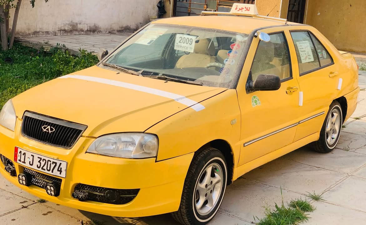 للبيع شيري موديل 2009 رقم بغداد نكليزي جديد  محوره كير ومكينه كورلا اواتماتيك محرك لاتنقيص ولا تبخير فقط صوت بصيط  كير مكفول تخم تاير لاتبديل ولاصبغ مصفره هيئه وغرامه سنويه وهزه جدد صدر جديد جاهزه من كلشي السعر 25 وبيه مجال مستعجل عل بيع رقم ***********غيرًمتواجدًخاص
