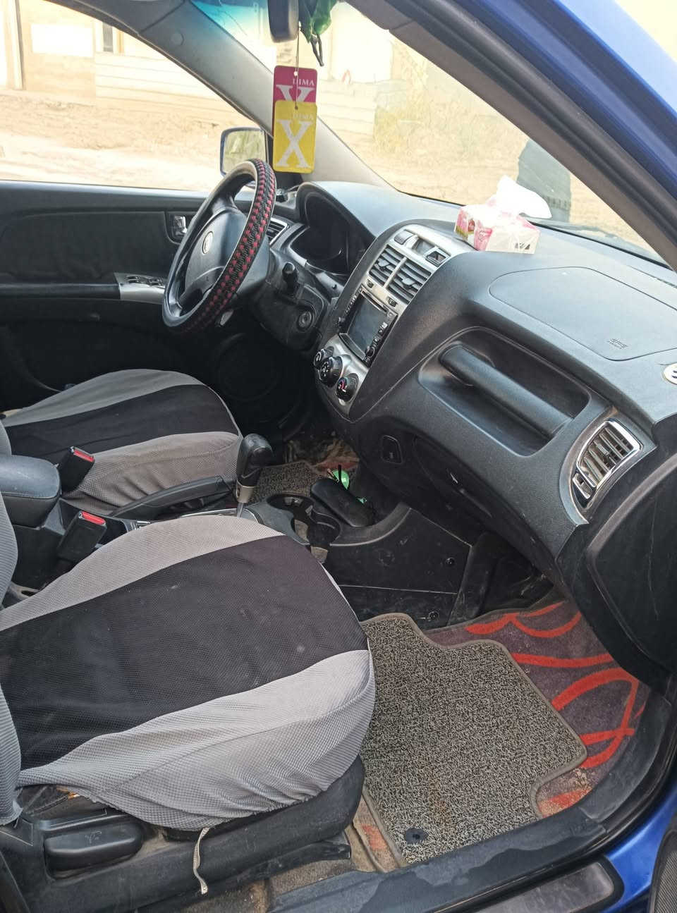 سبورتج أمريكي فول مواصفات فتحه كشنات تدفئه جاهزة كير محرك حداده تايرات جدد سعر ٨٥   مكان السياره حله محرك ٦ سلندر اتصال ***********  بيها رشات صبغ نبيع حزام بدون ضرر
