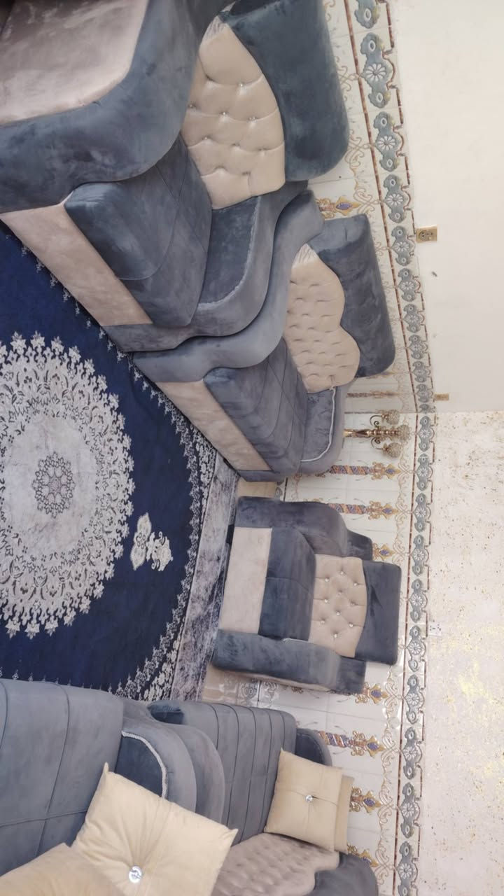 تخم نضيف نجاره ثكيل القماش قذيفه نضافه ٩٥ نضيف ١٠مقاعد.


**إذا كنت صاحب هذا الإعلان وتريد حذفه لأي سبب، رجاءا أرسل رسالة إلى الدعم الفني**