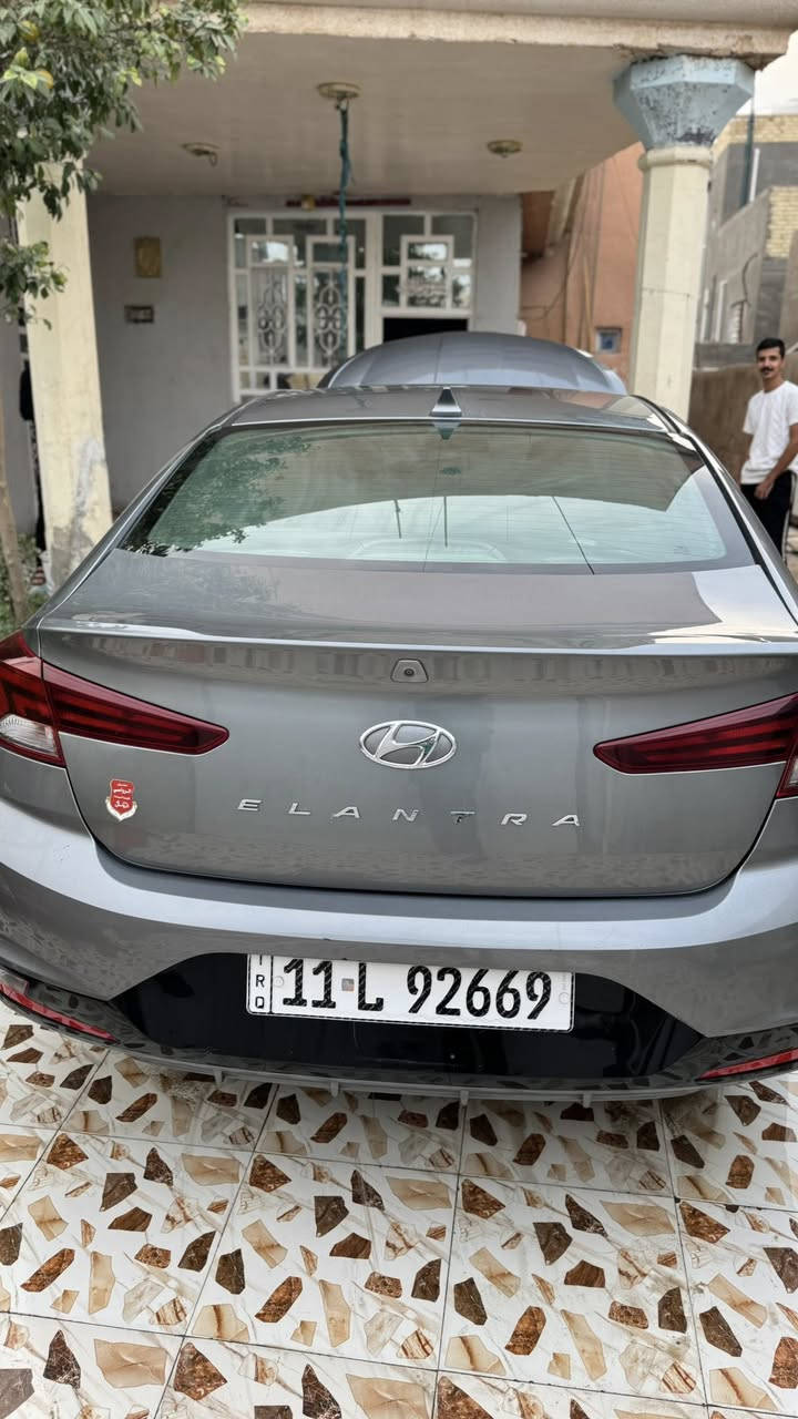 الانتره ١٩امريكي  رقم بغداد  سونار موجود بل منشور.  وموضح رادرات مري. تحديد مسار.   تحكم ستيرن.  حساسات امامي خلفي مكينه ٢٠٠٠دوش كير atالمرغوب   مكان بابل محاويل ناحيه الامام.  
سعر السياره. ١٢٥ قفل 🔒 
***********
