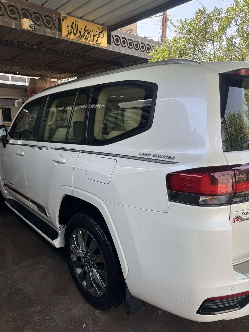 لاندكروز مديل 2023  سياره اصليه رقم اربيل مكفوله كفاله عامه كلش جديده ماشيه 41الف  مكاني بغداد سيديه. ‭0770 946 2439‬
السعر 690وبي مجال بسيط
