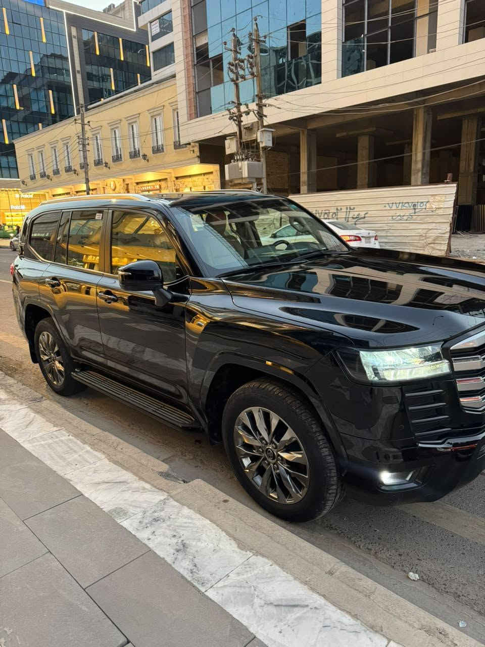 لاندكروز  GXR 2022  (ساز)
TOYOTA Land cruiser 2022

نضافه ١٠٠/١٠٠ 

‎سنة الصنع: 2022 

 SAS

ماشييه  54 الف كم 

رقم بغداد 
المواصفات:
محرك 6 سلندر 4.0L

فتحة سقف ( سلايد ) 

٣ شاشات 

شاشات ترفيه خلفية

مقاعد جلد 

مقاعد كهربائية 

مقاعد امامية تبريد 

⁠تبريد وتدفئة امامي خلفي 

بصمة الابواب 

صندوق كهربائي

مصابيح LED و زينون

7 راكب 

شحن واير ليس 

حساس امامي خلفي 

حجم العجلات 20 inch 

مكفول كفاله عامه 

موقع السيارة بغداد - الدوره 

للاستفسار الاتصال بالرقم 
***********
 
‎السعر ( 620$)
