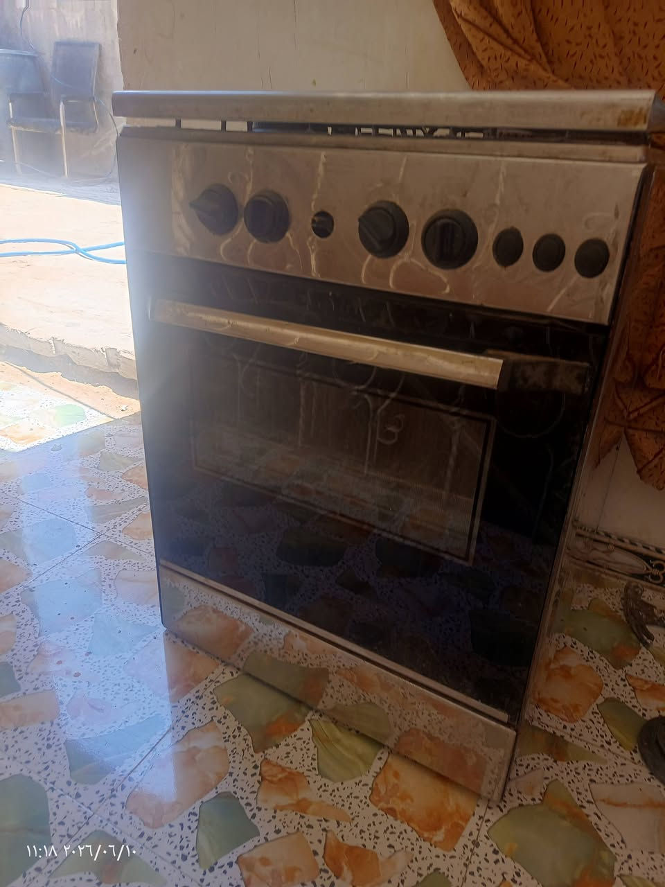 طباخ للبيع شغال سعر ٤٠ وبي مجال المكان كربلاء ***********
