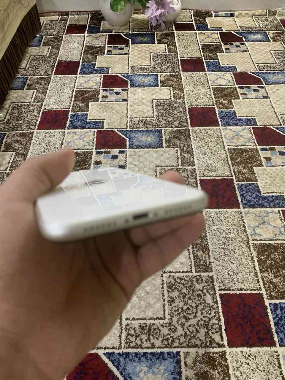 السلام عليكم ايفون 11 عادي ذاكره 64 لجهاز نورمال ما مبدل بي اي شي فيس ايدي شغال كامرات شرط رقم واحد باتري 70 لجهاز حيل حيل نضيف شرط لفحص اي خلل اي عطل مابي سعر 185 رقم *********** اسيا ***********
