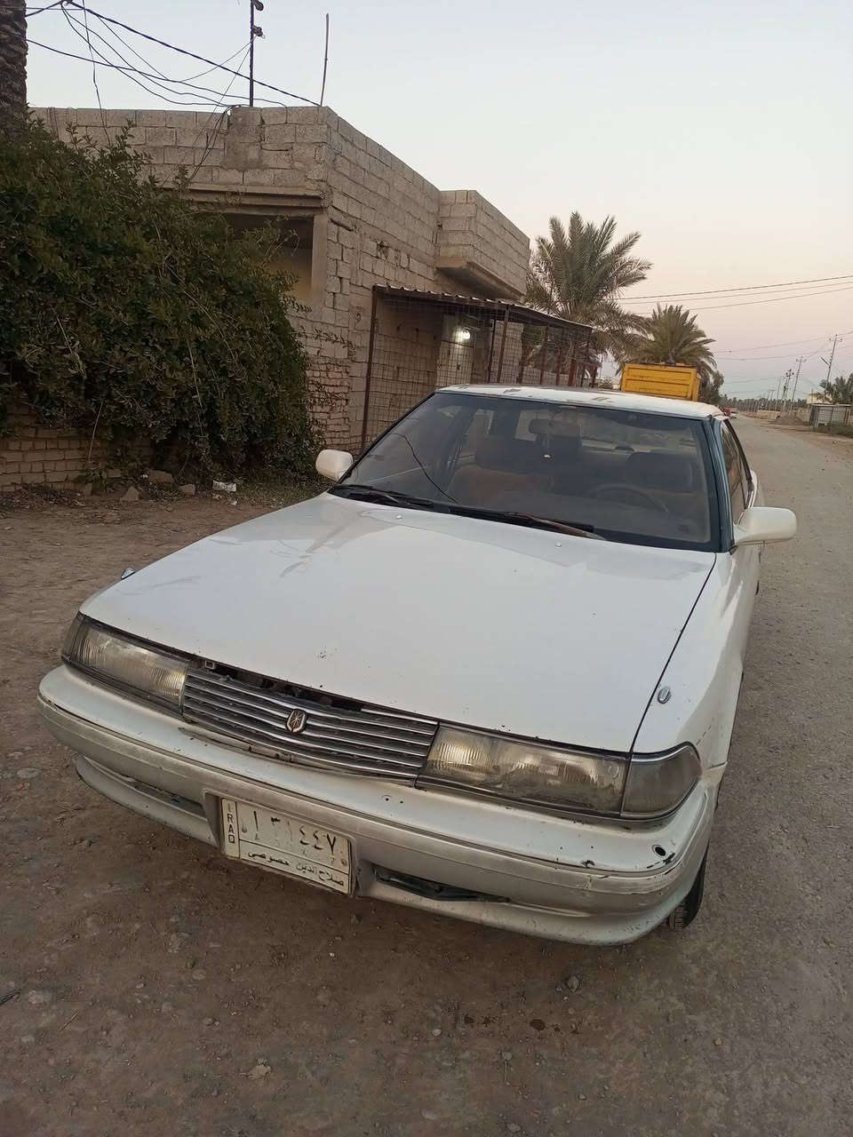 السلام عليكم
مارك موديل 90 
كير ومحرك مكفولات
مكينه 2400 ونجي
كهربائيات كله شغاله
دواخله نضيفه كلش نضيفه مابيه قطرة خياس
السياره احلا من الصور بهواي
رقمه صلاح الدين مشروع وطني
السعر 33 وبيه مجال حك الجيه 
***********
