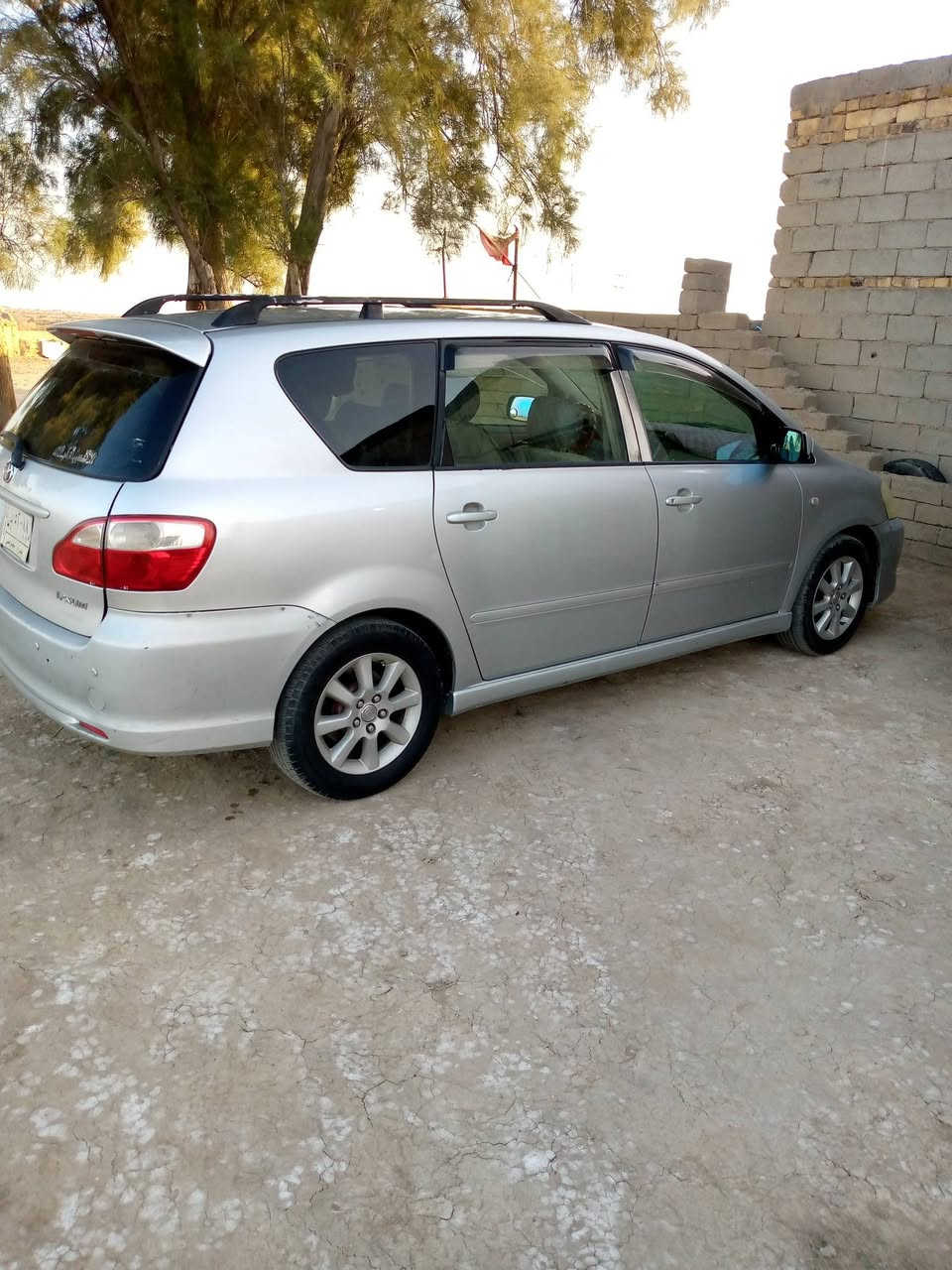 سلام عليكم ابصم للبيع موديل 2005كرستال تويل سنويته 27مكفوله اصوليات وعيب شرعي كير مكينه تبريد خير من الله مكان ذي قار لاصلاح سعر 110التصال ***********.    ***********
