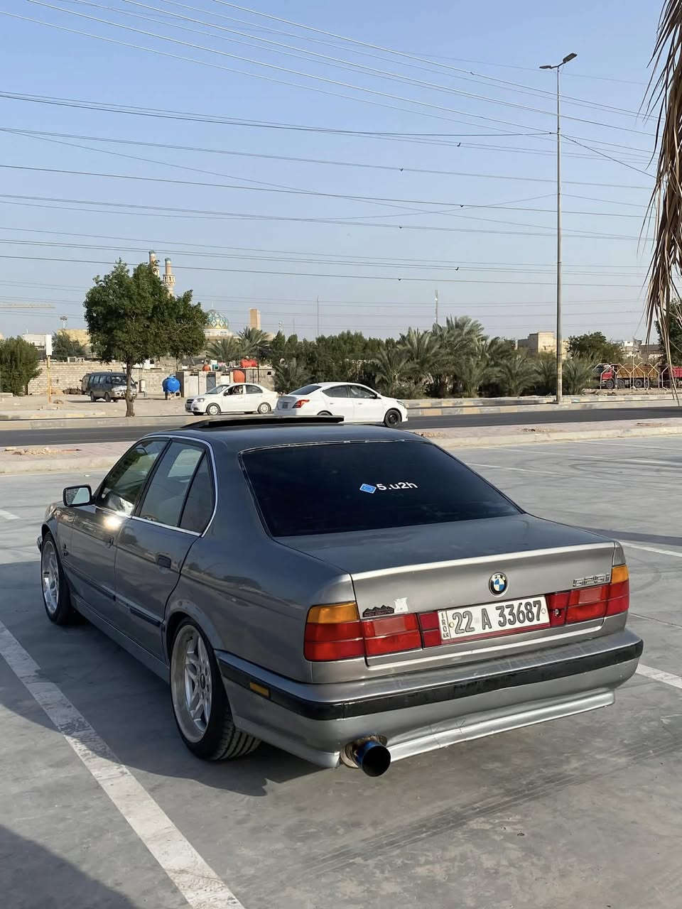 سلام عليكم 
بي ام موديل 1990
محرك مسكر عدله كير عادي 
رقم شمالي سنويه لل30 
تبريد شغال عليه اكزوز رياضي 
كت ام بلكامل ويل ام18توسايز الاصلي
مصبوغه عام جماليه بدون ضربه

مكاني النجف كوفه ***********
