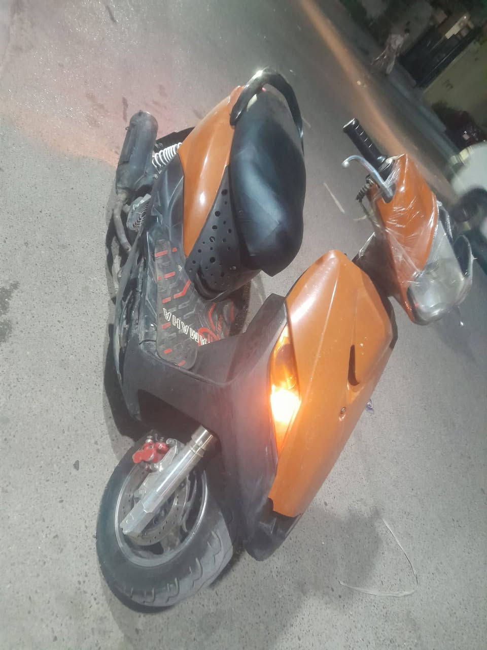 للبيع ب 300 وبيها. مجال مكاني الشعب. ***********
