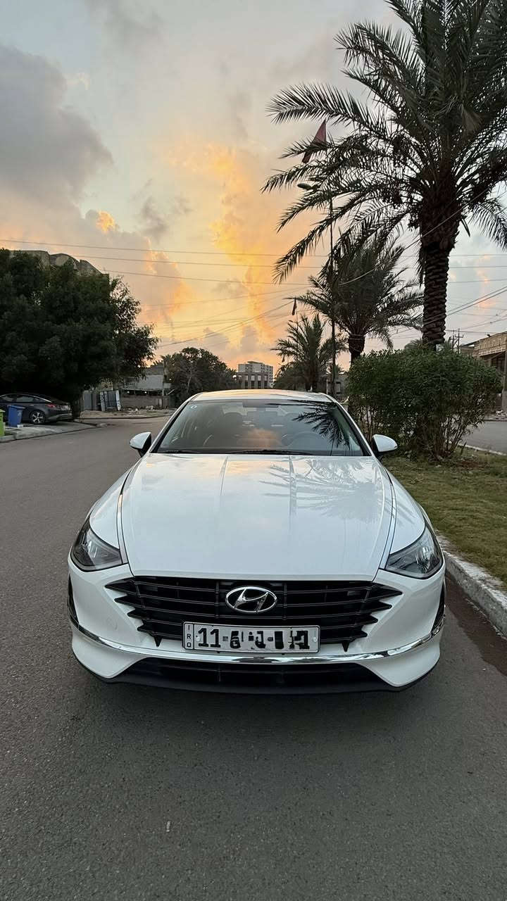 السلام عليكم
للبيع او المراوس
سوناتا موديل 2020 خليجي
ماشية : 41 Km حقيقي
المواصفات :
تحكم ستيرن جهتين 
شاشة اندرويد
كروز سرعة 
محرك 4 سلندر 2500
قطعتين تبريد 
اشاير بالمري 
لايت 3 عدسات بلادي مع تحكم ماطور صعود ونزول
كشنات جلد 
كير دكم 
حساسات خلفية وكامرا
ويل كب كروم 
مانع انزلاق 
دبل ايرباك 
ملاحظة: السياره خليجي جديدة وجاهزة ومابيها اي نقص
فقط بيها بارد كلش بسيط بالباب الخلفي
( السيارة رقمها بغداد وبأسمي)
العنوان : بغداد/ السيدية 
للتواصل ***********
