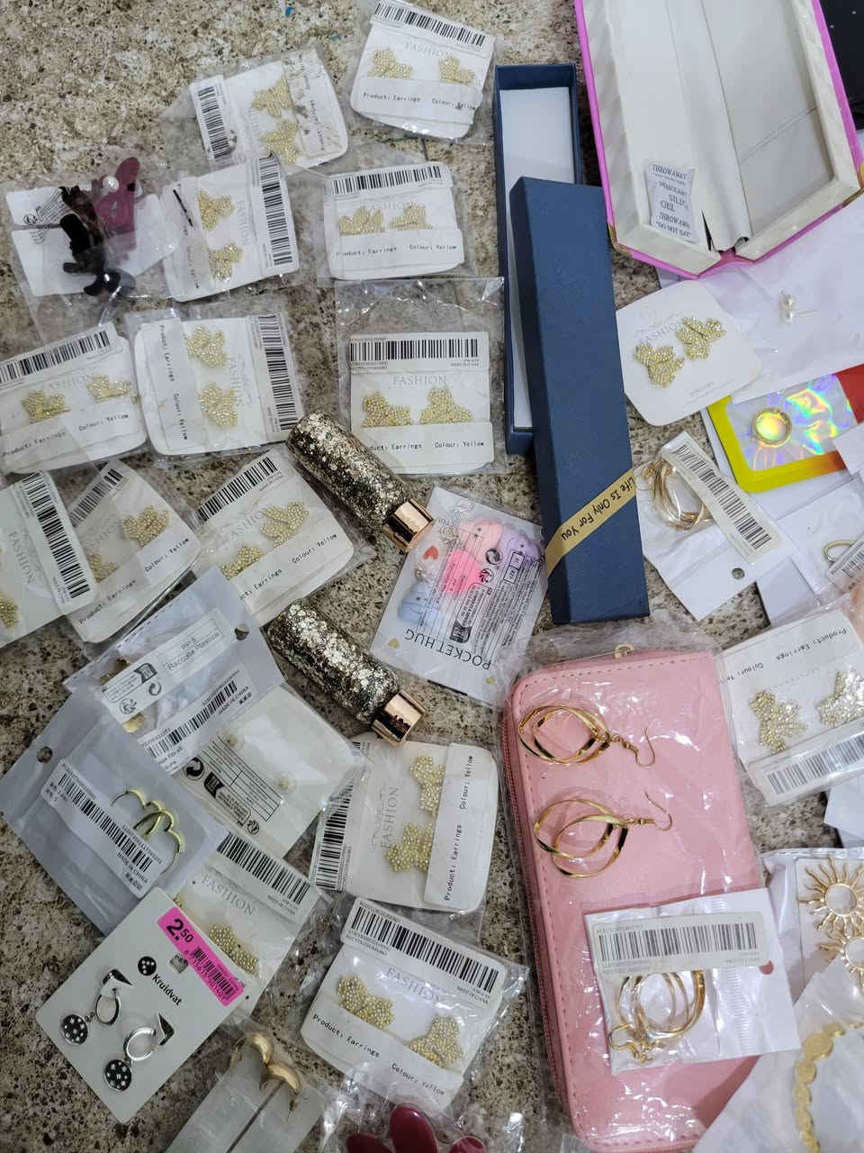 شلعه اكسسورات  الي تفيدهه تدخل خاص =https://www.instagram.com/sha99.5?igsh=MWxiYzR5MjY2MzFqcg==


**إذا كنت صاحب هذا الإعلان وتريد حذفه لأي سبب، رجاءا أرسل رسالة إلى الدعم الفني**