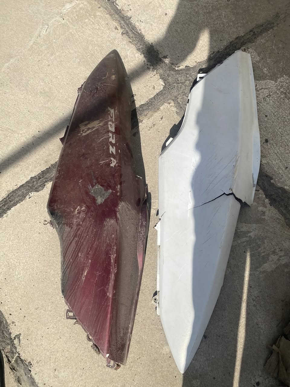 السلام عليكم غراض فورزا 0/10 كفرات ومجمع مال دشبول كامل تريشه وكفرات خلفيه كامله مكان بغداد قيم واخذ بلـ يرضي الله رقم***********
