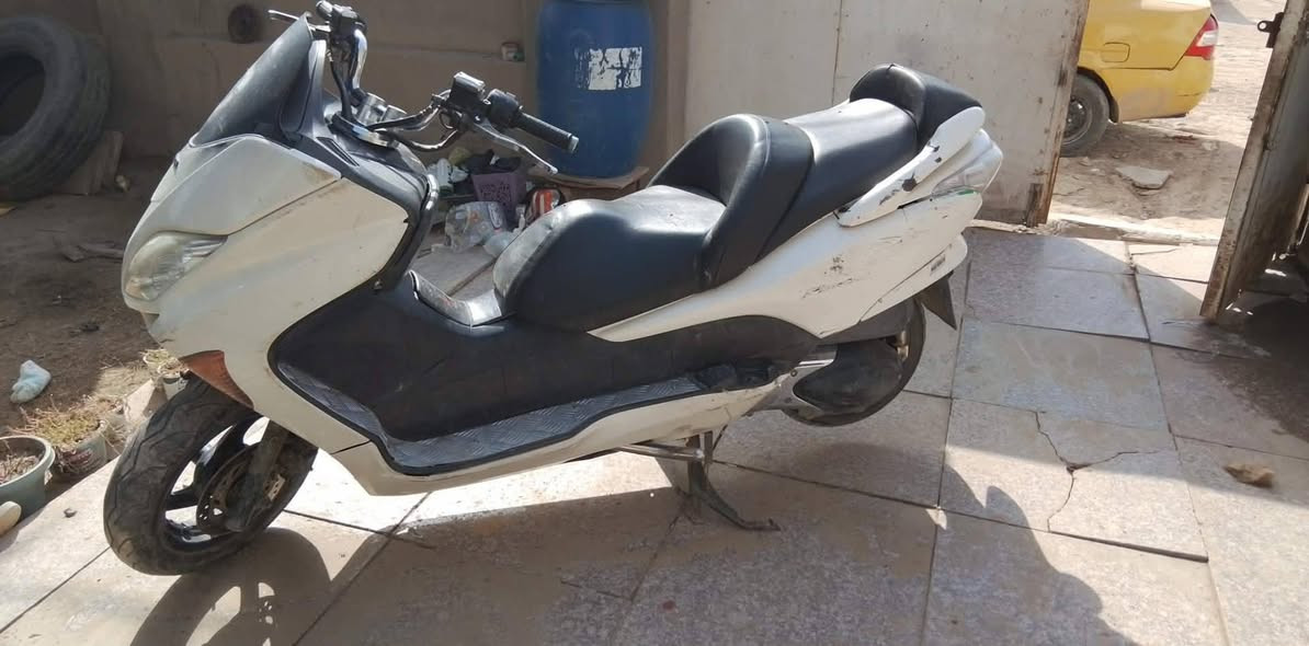 سلام عليكم شباب دراجه فورزه صفر اثمانيه شغاله للبيع السعر 600 النصافته مثل ماشوف كدامك


**إذا كنت صاحب هذا الإعلان وتريد حذفه لأي سبب، رجاءا أرسل رسالة إلى الدعم الفني**