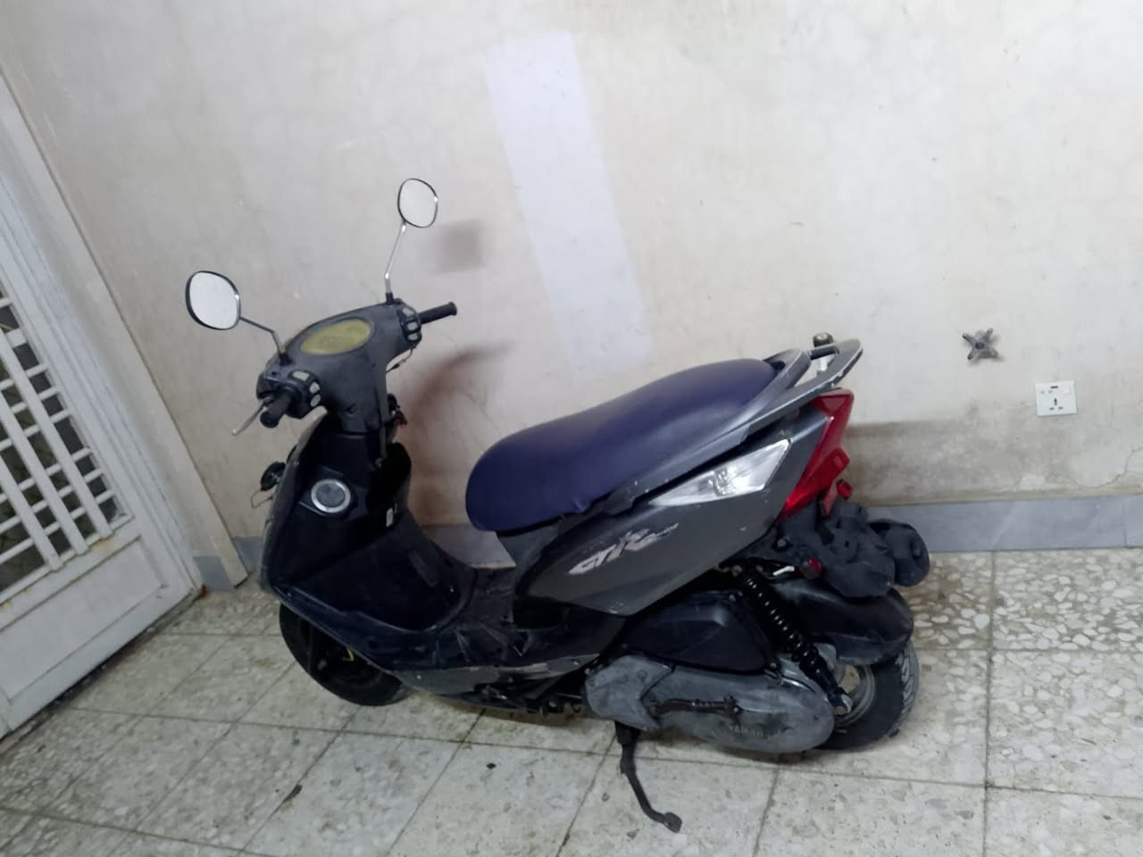 دراجة ماكس ثعلب ابلاديه صار فتره نازله رمبه مكفوله كفاله عامه مكينتها حيل ناعمه سلف هندر كهربائيات كلها شغاله اوراقها كامله السعر 550 العنوان الشعب التلفون ***********

