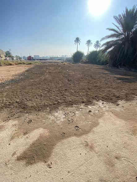 السلام عليكم قطعة أرض للبيع 200m متر متفونه ومحدوله القطعه ركن فيها خدمات مجاري وماء وكهرباء و شارعها تبليط موقعها قرب شارع الخدمي عله طريق كربلاء السعر 42 رقمي ***********
