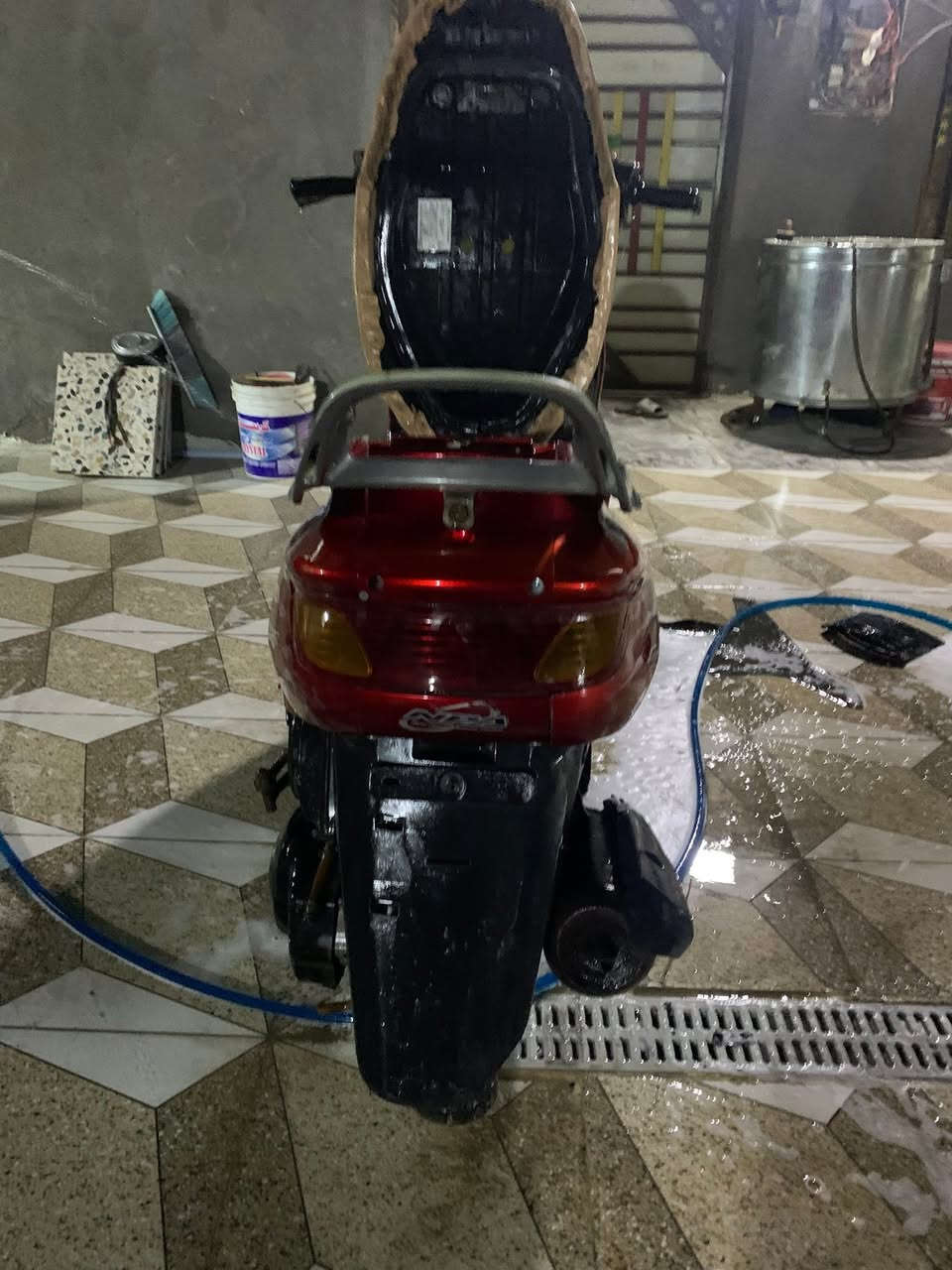 فراشه للبيع السعر 375 مكينه بيه خيط تبخير دراجه نضيفه كهربائيات كلهه شغاله من الطول للطول باتري جديد سلف هورن لايتات اشاير كله شغال مكاني بصره ابو الخصيب حي العسكري رقمي ***********
