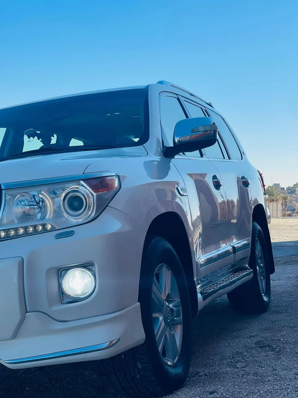 لاندكروز 2010 محدث 2014 GXR للبيع

السياره احله من الصور بالحقيقه 

فول مواصفات 1/1 💯 :

1- فتحة 🕳️

2- بصمة 🔐

3- حساس خلفي وامامي 🎶🔊

4- ثلاجة 🥶

5-شاشه

6-كامره خلفيه

7- 8  ايرباك 

8-دفع رباعي 🎮

9- رقم بغداد  

10- تحكم ستيرن 
حجم المحرك:V6

ملاحظة // السيارة  كفاله عامة من جميع النواحي وشرط الفحص ✅  

جديدة بمعنى الكلمه شرط تراي زيرو  تخم تاير حدادية تبريد جاهزة من كلشي مابيها اي نقص وبالعافية ع تكون من نصيبه

  تحويل مباشر  

#مفخره_الأرض 🔥

🟩 السعر(315 )💸بيها مجال بسيط                   
العنوان. الانبار. قضاء حديثه

للاستفسار الاتصال ع الرقم ؛ 
***********

تحياتي لجميع 🌹 🌸 🙏🏻
