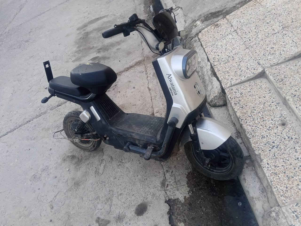 معذور شحن نظيف بطاريات جدد الموصل حي سامر تراسلني خاص رقم اسيا *********** السعر250
