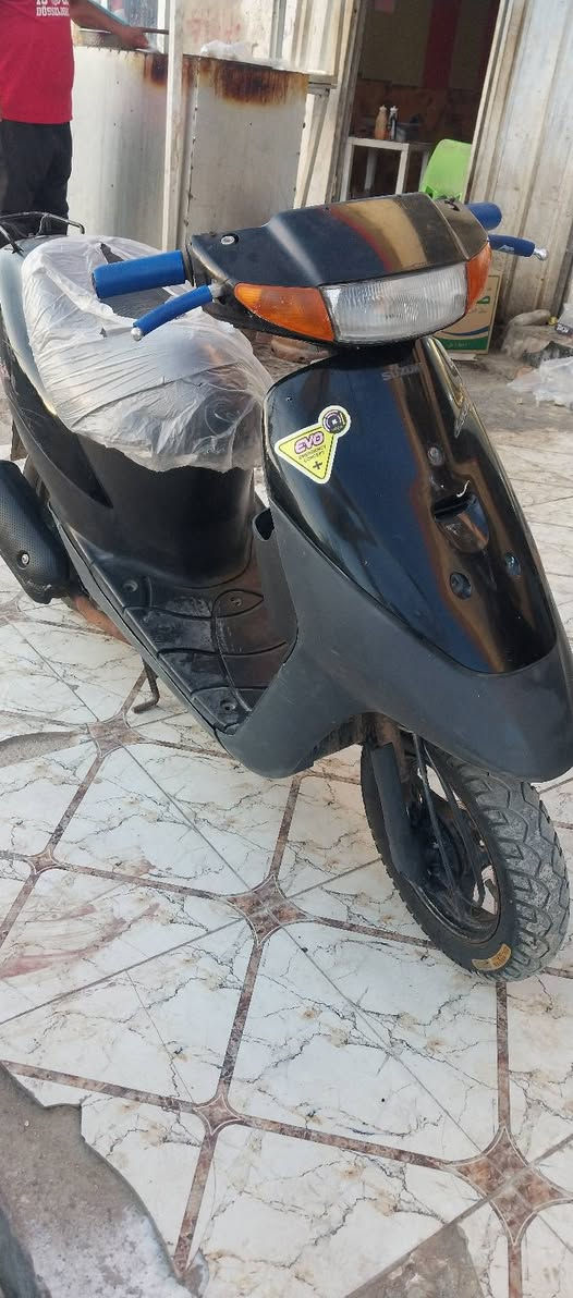 سلام عليكم دراجه البيع السعر 200 ألف مكان حي العسكري دوانم قرب اسأله ***********
